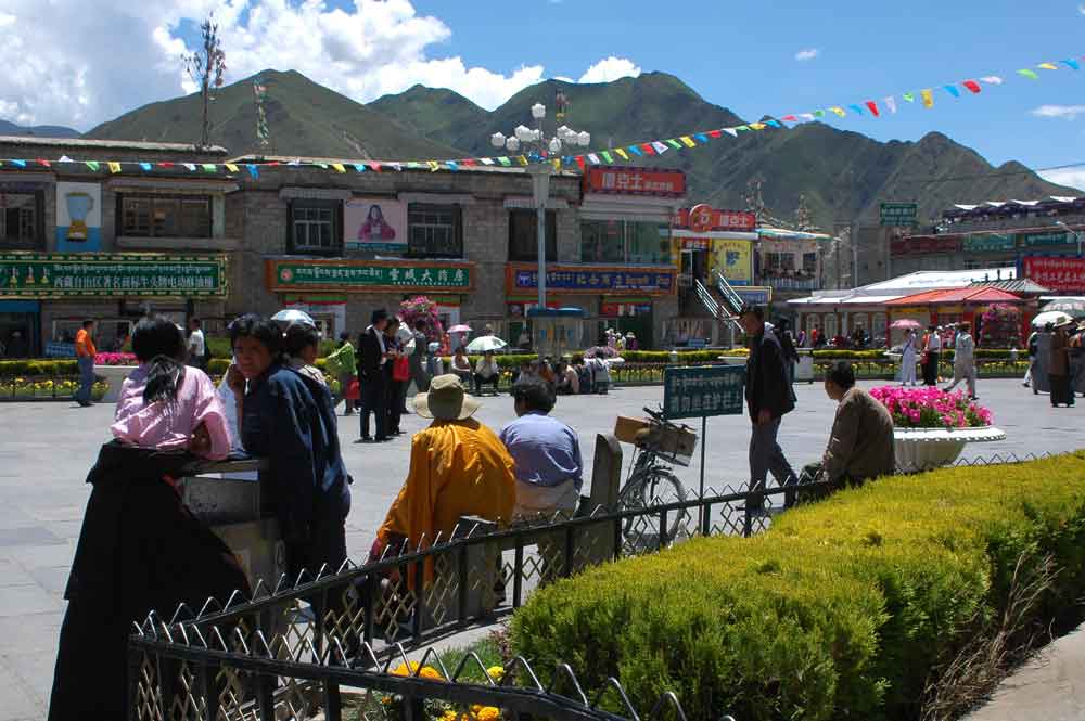 40 - Tibet - Lhasa, mercadillo y plaza de Barkhor